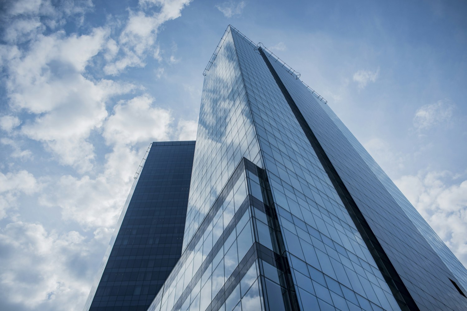 Top Commercial Mortgage Brokers for Faster CRE Closings in 2026 commercial real estate finance article