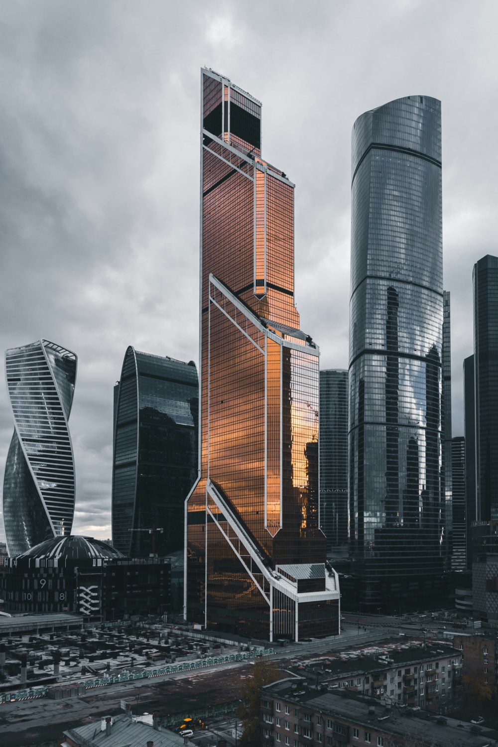 Modern office building financing