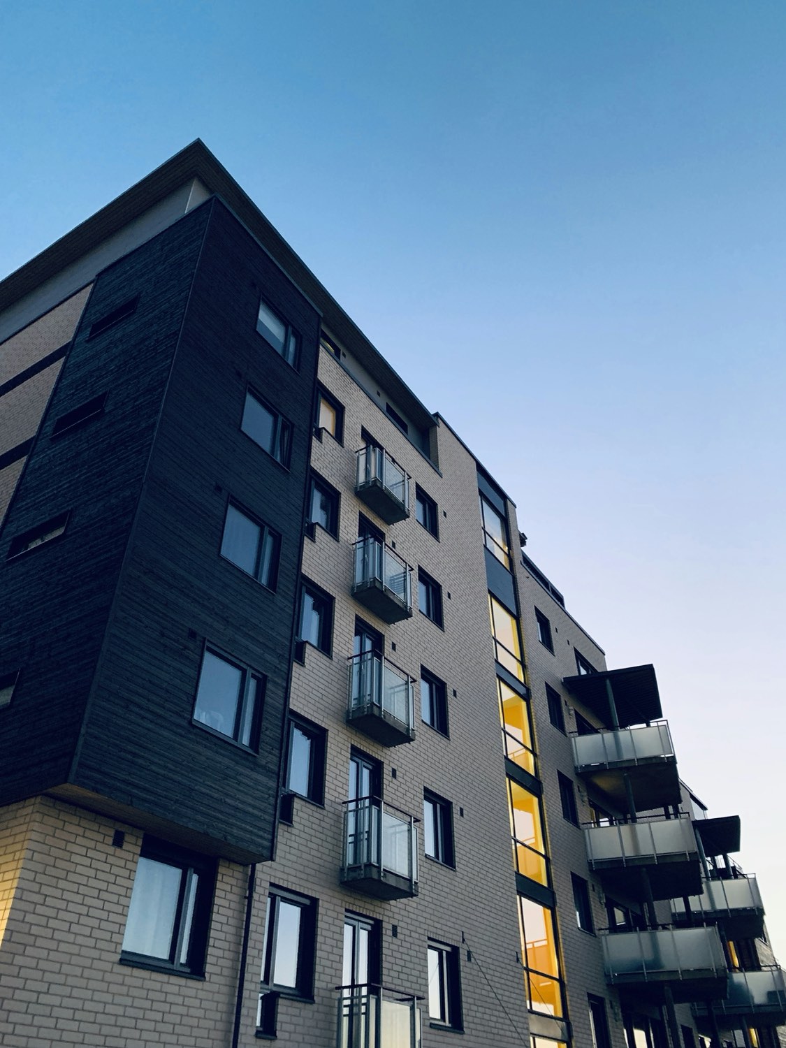 Multifamily Bridge Loan LTV Requirements in 2026 commercial real estate finance article