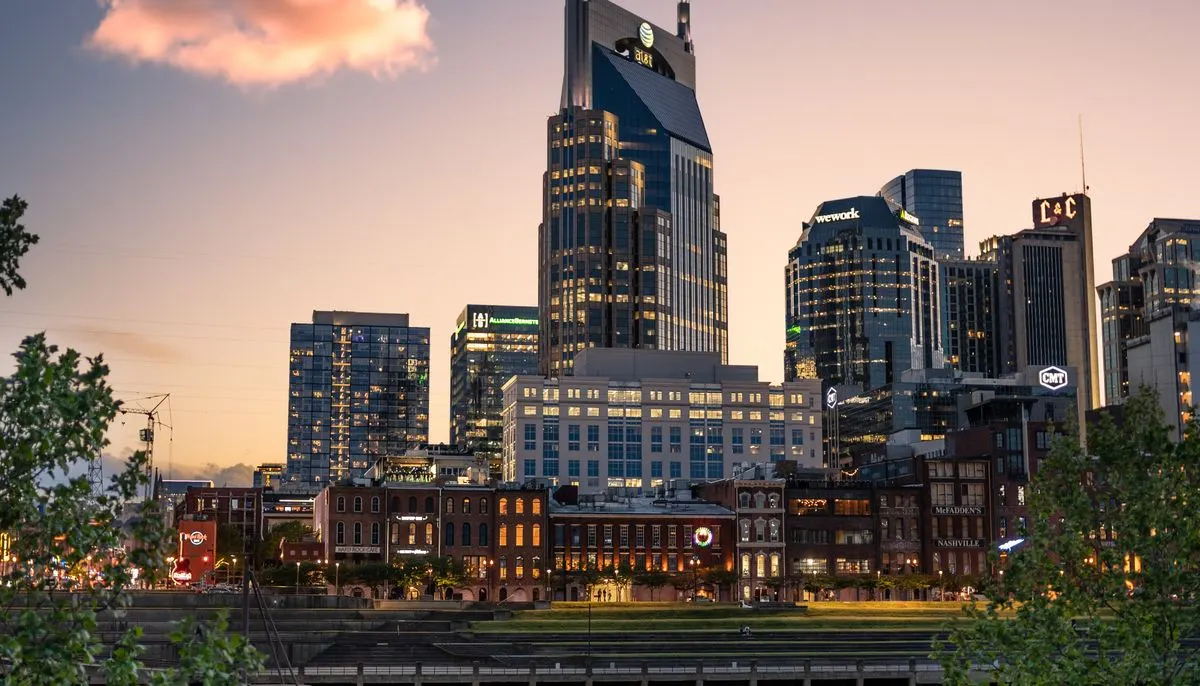 Skyscrapers and river in nashville
