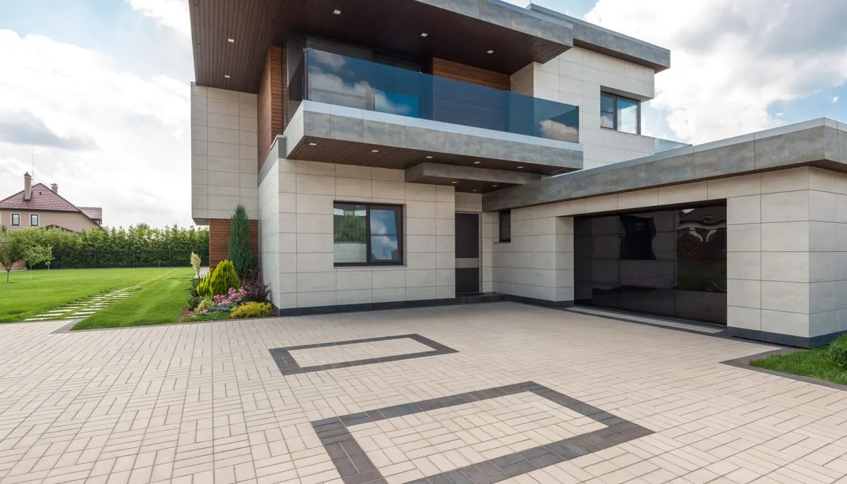 Modern minimalist house exterior design